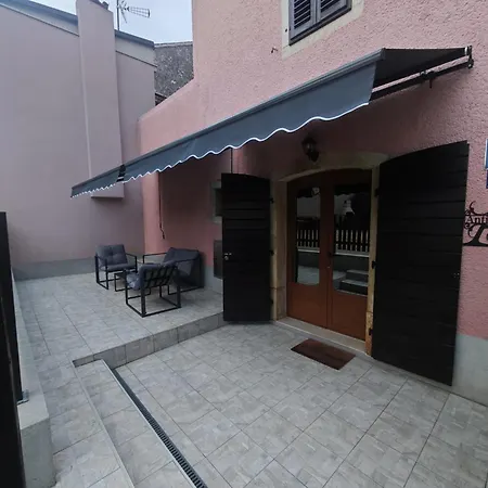 Antique Gold * Rajki